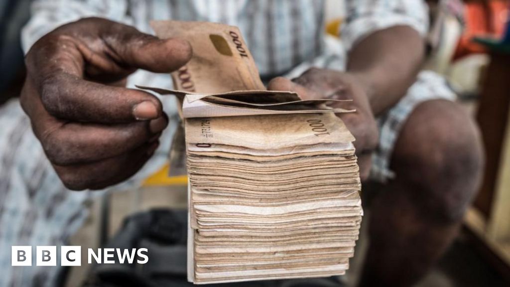 Spraying naira: Nigeria's wedding dilemma