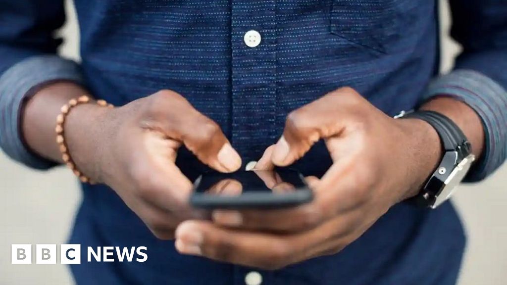 Chinese nationals jailed for online scams