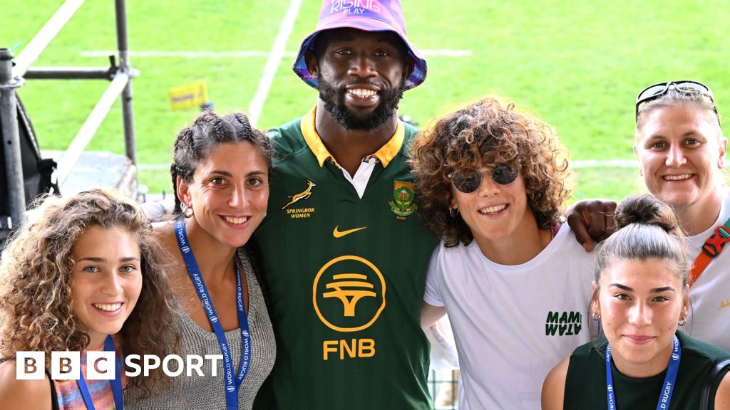 Siya Kolisi: South Africa captain says males will have to assistance develop ladies’s sport