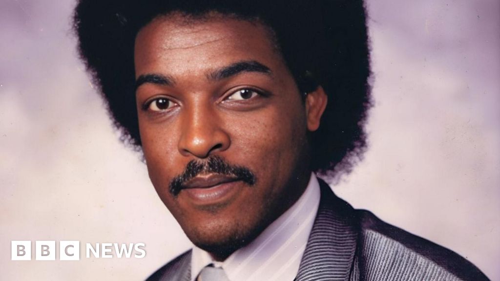 Jailed Eritrean-Swedish journalist Dawit Isaak receives rights prize