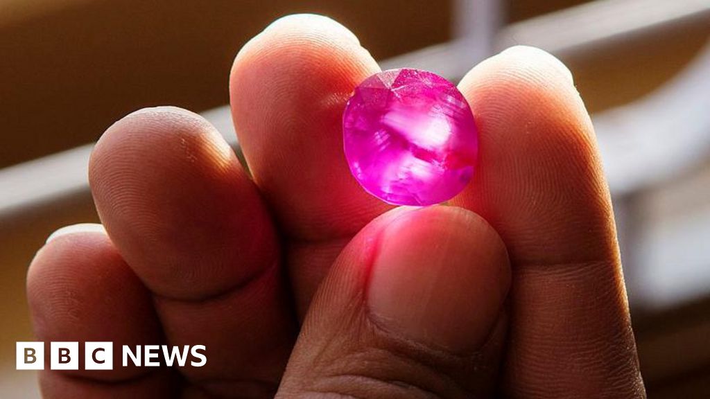 Malawi seeks billions of dollars from US firm over ruby sales