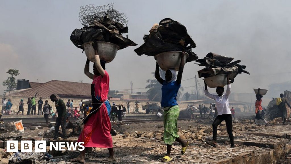 Fireplace devastates one among Africa's greatest garments markets