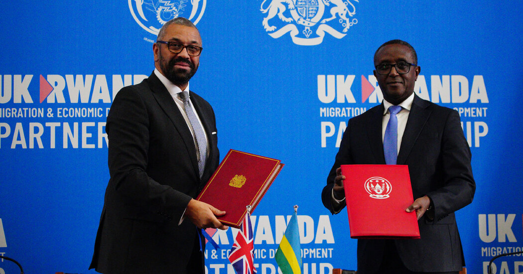 4 Lessons for Trump From the UK’s Failed Rwanda Migrant Deportation Deal