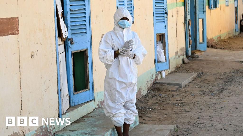 Country 'on brink' of health disaster as cholera spreads