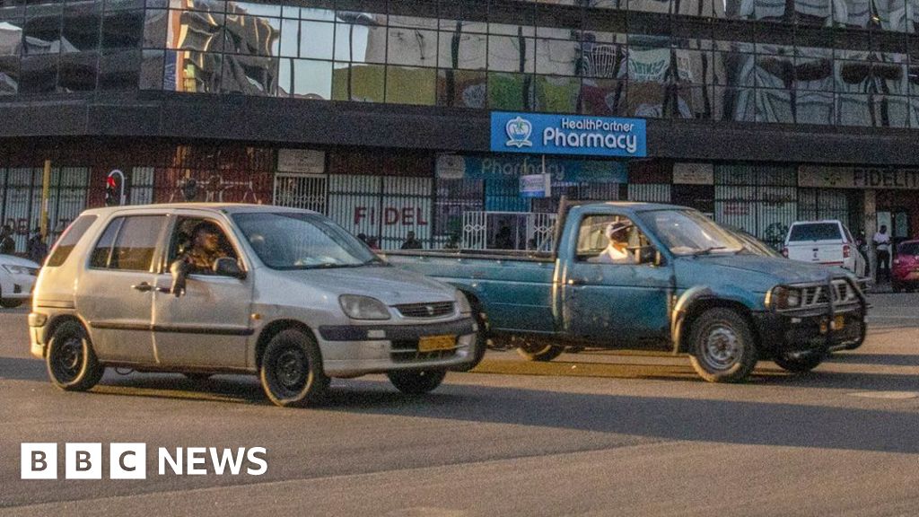 Zimbabwe president approves radio licence fee for motorists